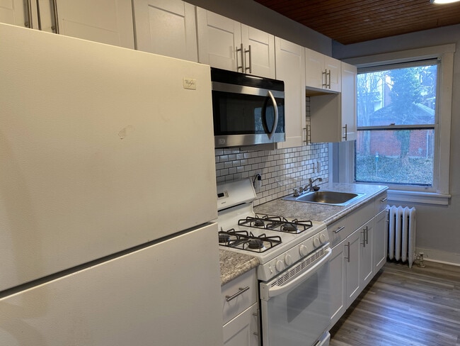 Photo - 5508 Bartlett St