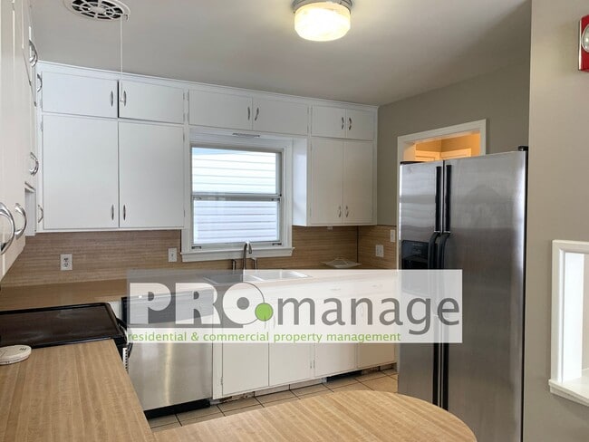 Photo - 4 Bed, 2 Bath Home w/ 1 Car Garage - Idaho Falls