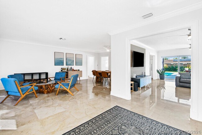 Photo - 4761 Bayview Dr