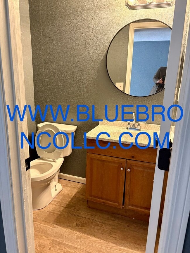 116 SW Oxford Pl