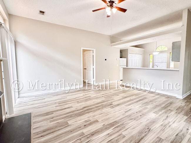 Photo - 44 St Albans Rd