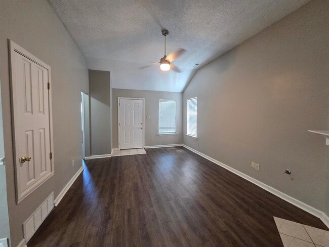 Photo - 7733 Shadowland Dr