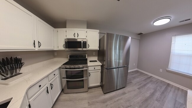 Photo - 12576 Mirkwood Ln