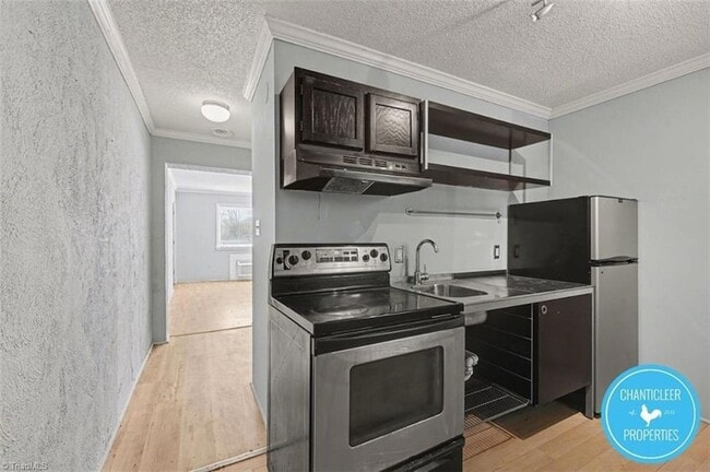 Photo - 1047 W Academy St Unit 7