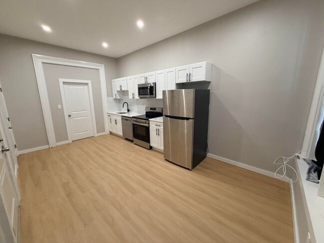 Photo - 541 Clinton Ave Unidad 1