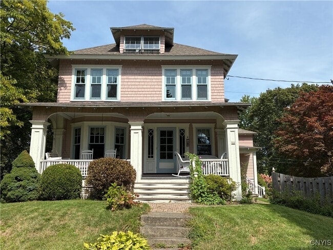 Photo - 80 W Genesee St Casa