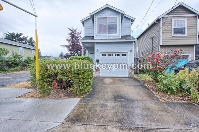 Building Photo - 3 bedroom 2.5 bath home in Errol Heights