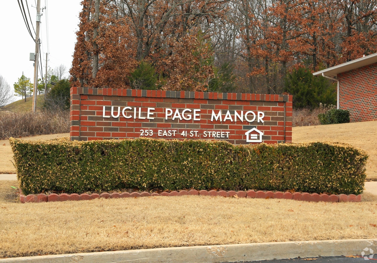 Photo - Lucile Page Manor Apartments