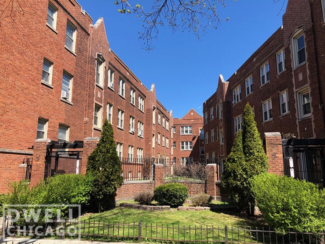 Photo - 1326 W Estes Ave Unit G