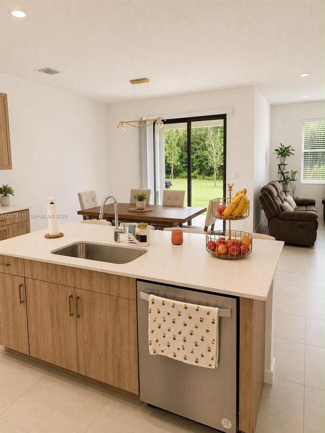 Photo - 8740 SW Kanner Oaks Dr