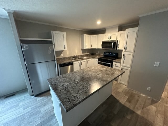 Photo - 123 Desander Dr House