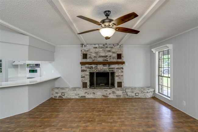 Photo - 18641 Camino Real