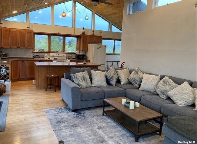 50 Clipper Way