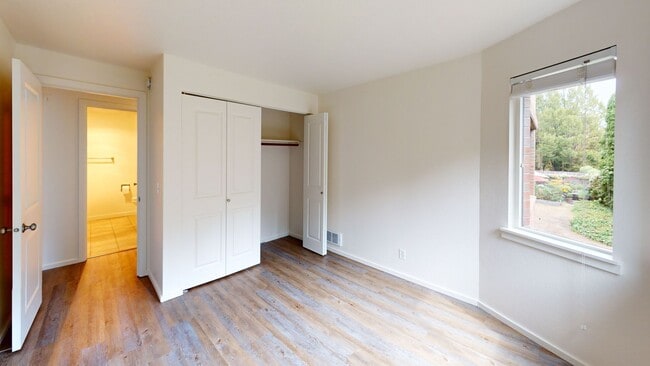 Parkridge Apartments
