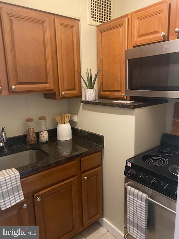 Photo - 2031 Locust St Unit 305