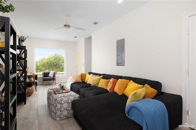 Photo - 19 Bass Ave Unit 1