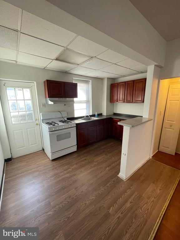 Building Photo - 5351 August St Rental