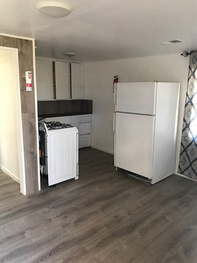 Photo - Cabin Style Rental in Rifle!