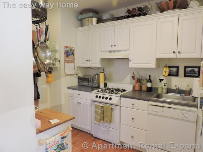 Photo - 331 Harvard St Unit #5