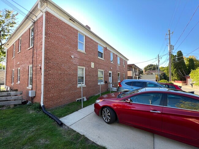 Off Street Parking - 6028 W Vliet St Unit 3