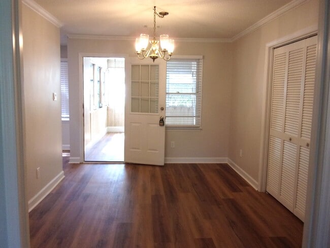 Photo - Beautiful 3 Bedroom 2 Bath Ground Level Condo in Tall Oak Villas