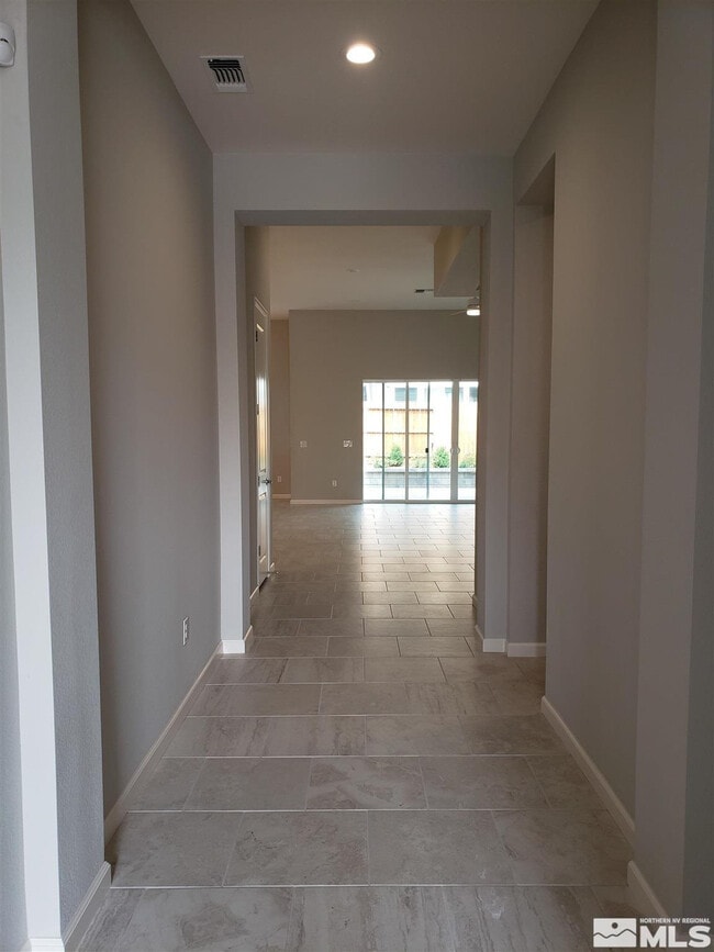 Photo - 9485 Hawkshead Rd