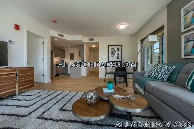 Building Photo - 40 Malvern St