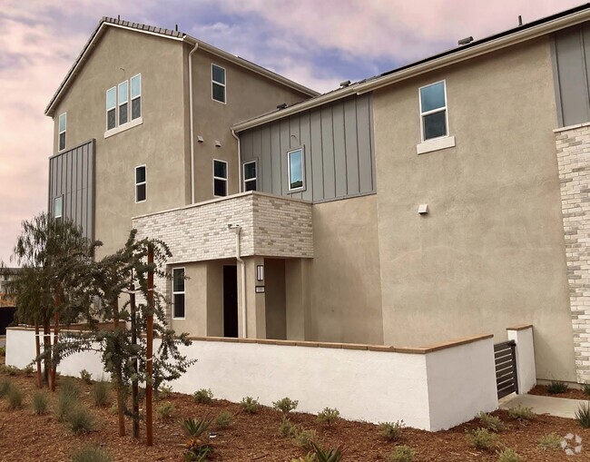 Building Photo - 100 Billings Rental