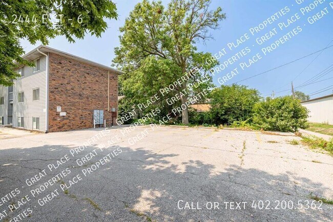 Photo - 2444 E St Unit 6