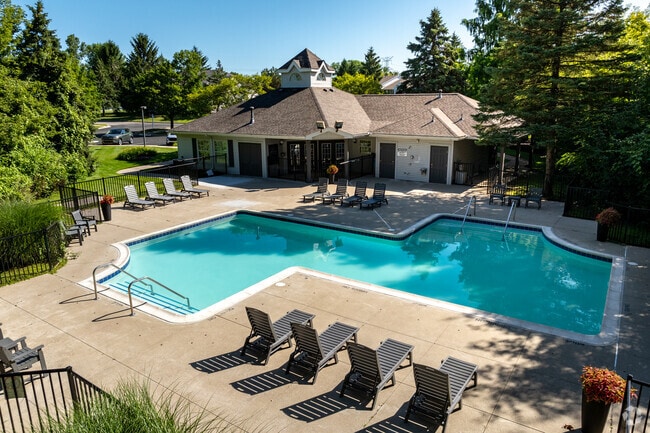 Pool - Bridgewater Park of Clarkston