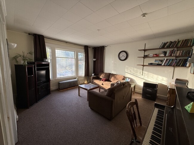 Photo - 313 Wait Ave