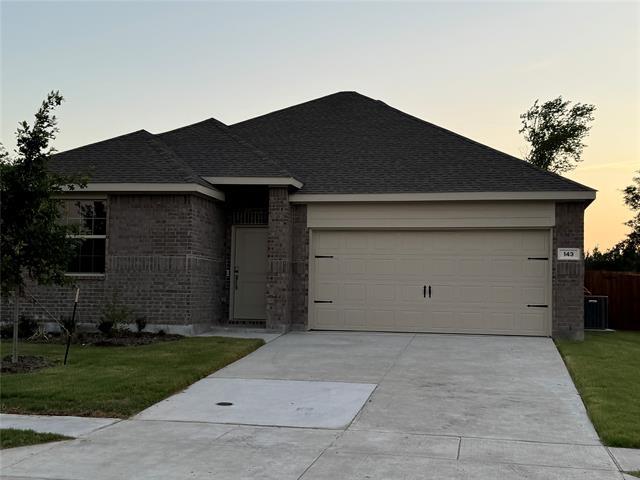 Photo - 143 Jenkinson Dr