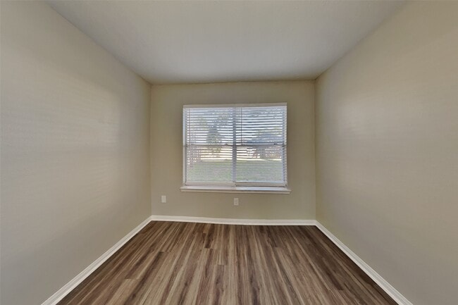 Photo - 5418 Gosforth Dr