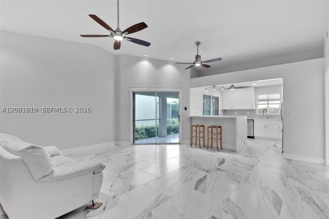 Photo - 710 SE 22nd Ln