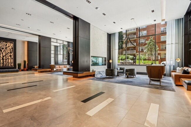 Rosslyn Towers