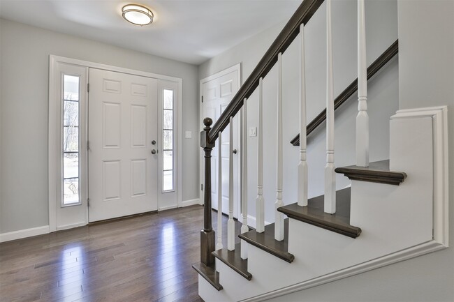 Photo - 181 Knollwood Way