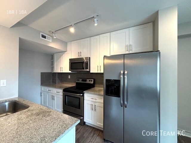 Photo - 209 Emanuel Cleaver II Blvd. Unit 504