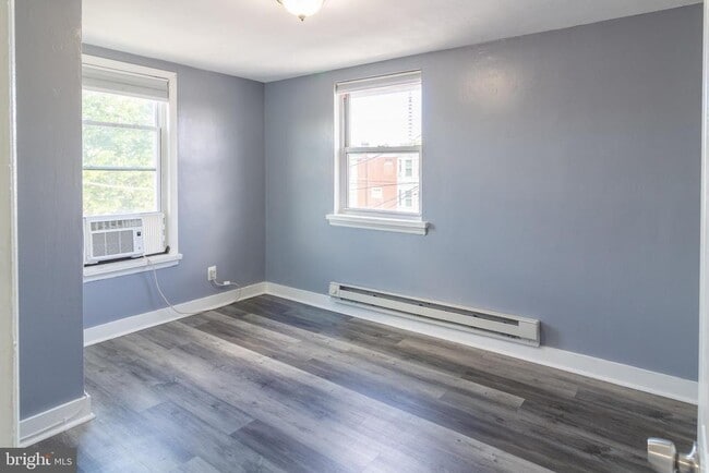Photo - 600 E Carver St