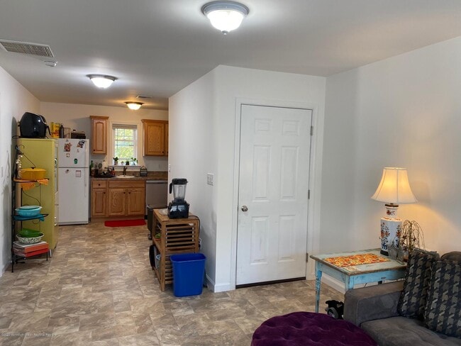 Photo - 211 Brinley Ave Unit Rear