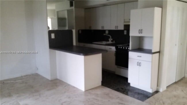 Photo - 5855 Washington St Unit 97