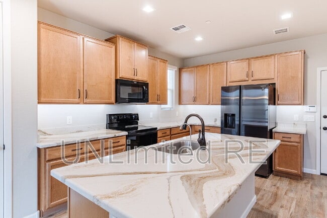 Photo - 308 Spirit Cir