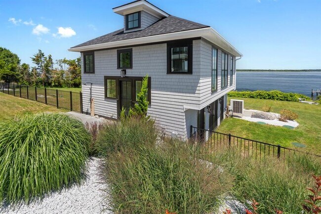 Photo - 1058 E Shore Rd