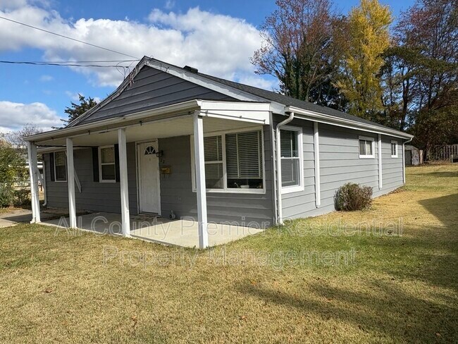 Photo - 22 Dorset Dr