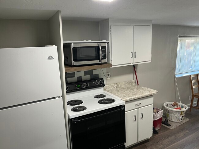 Photo - 2725 S 900 E