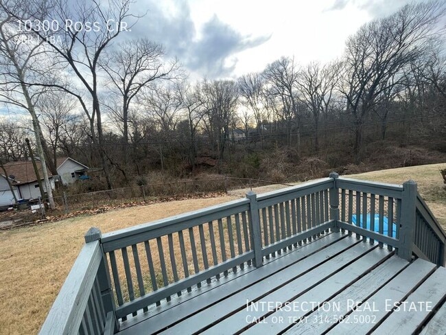 Photo - 10300 Ross Cir