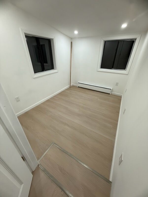 Photo - 14 Woodland Cir S