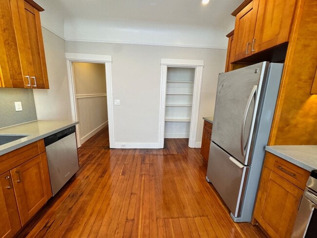 Photo - 523 Natoma St