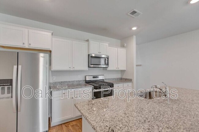 Photo - 600 Ladywood Dr