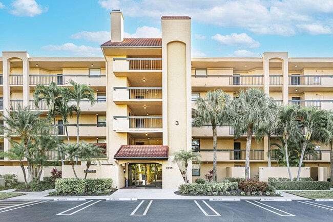 Building Photo - 2455 Lindell Blvd