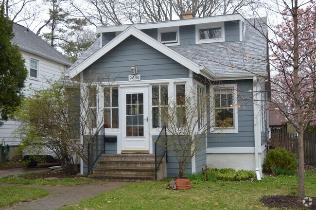 Building Photo - 2630 Hoard St Rental